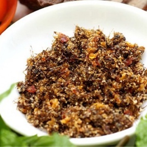 Khô bò một nắng Gia Lai muối kiến vàng 1kg