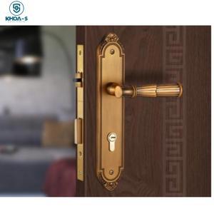 Khóa cửa nẹp Vickini 35103.101 CF