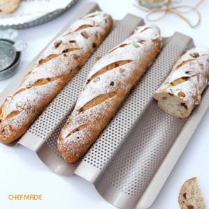 Khuôn bánh mì 3 rãnh Chefmade WK9026