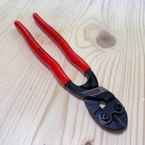 Kìm cắt Knipex 71 31 250