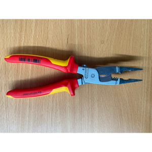 Kìm đa năng cách điện 1000V Knipex 13 86 200