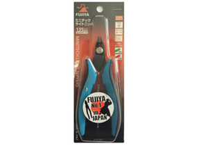Kìm kĩ thuật lưỡi bằng Fujiya MTN03-135