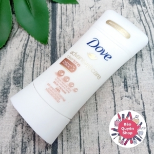 Lăn khử mùi dạng sáp Dove Advanced Care Cleartone 74g