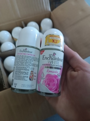 Lăn khử mùi Enchanteur Romantic 50ml