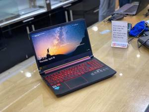 Laptop Acer Gaming Nitro 5 AN515-43-R84R NH.Q5XSV.001 - AMD Ryzen 5 3550H, 8GB RAM, SSD 256GB, AMD Radeon RX 560X 4GB GDDR5, 15.6 inch