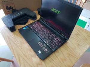 Laptop Acer Nitro 5 AN515-56-51N4 NH.QBZSV.002 - Intel Core i5-11300H, 8GB RAM, SSD 512GB, Nvidia GeForce GTX 1650 4GB GDDR6 + Intel Iris Xe, 15.6 inch