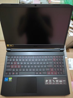 Laptop Acer Nitro 5 AN515-57-5700 - Intel Core i5-11400H, 8GB RAM, SSD 512GB, Nvidia GeForce RTX 3050TI 4 GB, 15.6 inch