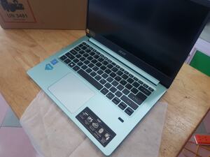 Laptop Acer Swift SF114-32-P2SG NX.GZJSV.001 -  Intel Pentium Silver Processor N5000, 4GB RAM, SSD 64GB, Intel UHD Graphics, 14 inch