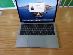 Laptop Apple Macbook Pro 2017 MPXQ2/ MPXR2 - Intel Core I5, 8GB RAM, SSD 128GB, Intel Iris Plus Graphics 640, 13.3 inch, cũ