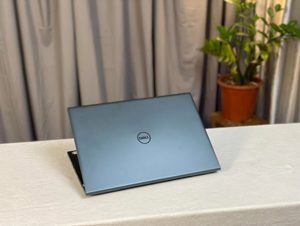 Laptop Dell Inspiron 16 Plus 7610 - Intel Core i7-11800H, 16GB RAM, SSD 512GB, Intel UHD Graphics, 16 inch, 3K