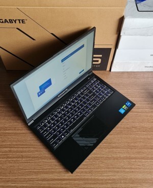 Laptop Gigabyte G5 MF-F2VN313SH - Intel Core i5-12450H, 16GB RAM, SSD 512GB, Nvidia GeForce RTX 4050 6GB, 15.6 inch