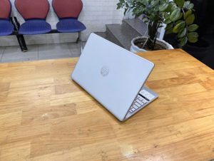 Laptop HP 15-ef2127wm - AMD Ryzen 5 5500U, 8GB RAM, SSd 256GB, AMD Radeon Graphics, 15.6 inch