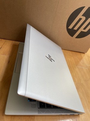 Laptop HP EliteBook 840 G8 - Intel Core i7-1185G7, 16GB RAM, SSD 256GB, Intel Iris Xe Graphics, 14 inch