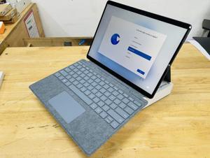 Laptop Microsoft Surface Pro 8 - Intel Core i5-1135G7, 8GB RAM, SSD 256GB, Intel Iris Xe Graphics, 13 inch