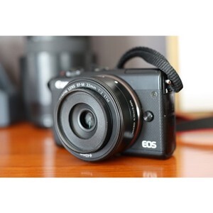 Ống kính Canon EF-M 22mm f/2.0 STM