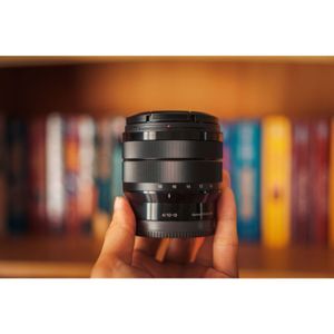 Ống kính Sony E-mount F4 10-18mm SEL1018