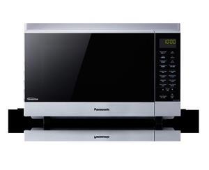 Lò vi sóng Panasonic NN-GF574M
