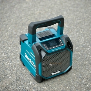 Loa công trường Makita DMR203