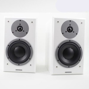 Loa Dynaudio Emit M20 (Black Laquer)