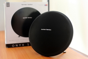 Loa Harman Kardon OnyX Studio 1