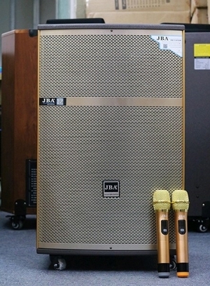 Loa kéo JBA A09