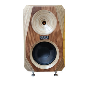 Loa MC-One XLC-6