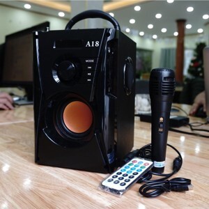Loa nghe nhạc đèn led A18