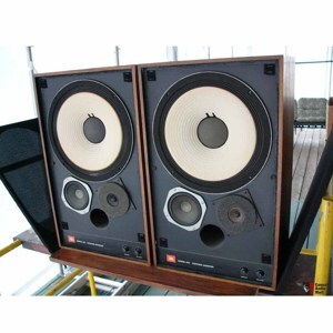 Loa nghe nhạc JBL 4311