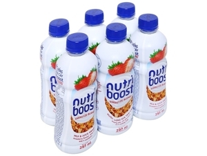 Lốc 6 chai sữa trái cây Nutriboost hương dâu 297ml