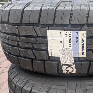 Lốp Michelin 255/70R15 LTX FORCE