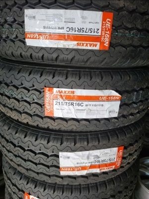 Lốp ô tô Maxxis 215/75R16C 8PR UE168N