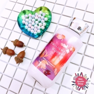 Lotion dưỡng da Bath & Body Works Twilight Woods 236ml