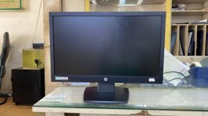 Màn hình máy tính HP V193 G9W86AA - 18.5 inch