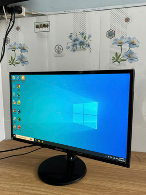 Màn hình vi tính Samsung LS24F350FHEXXV - 23.5 inch