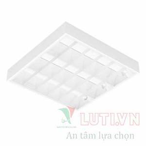 Máng đèn gắn nổi Paragon PSFB318L30