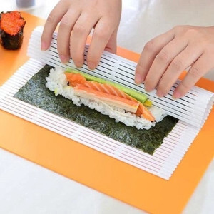 Mành cuộn sushi bằng nhựa cỡ vừa