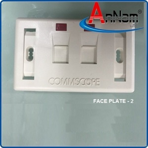 Mặt chữ nhật 2 cổng Commscope Outlet RJ45 Wall Plate White 272368-2