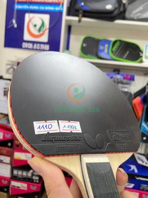 Mặt vợt bóng bàn Butterfly Dignics 09c