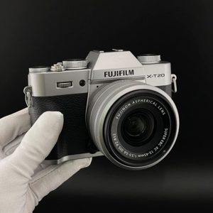 Máy ảnh Fujifilm X-T20 Kit XC15-45mm f3.5-5.6 OIS