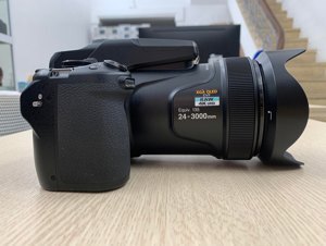 Máy ảnh Nikon Coolpix P1000