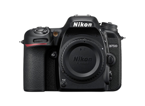 Máy ảnh Nikon D7500 Body