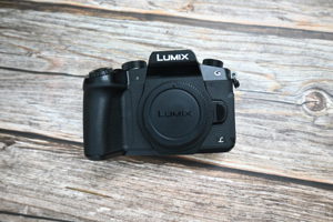 Máy ảnh Panasonic Lumix DMC-G85 Body