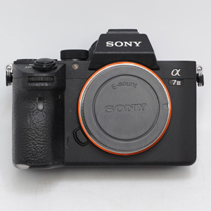 Máy ảnh Sony Alpha Full Frame ILCE-7M3