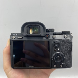 Máy ảnh Sony Alpha Full Frame ILCE-7M3