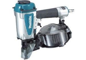 Máy bắn đinh Makita AN560