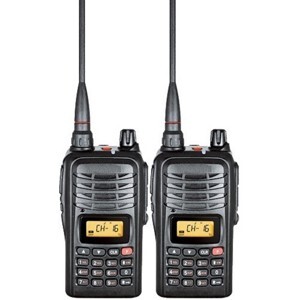 Máy bộ đàm cầm tay CP1300 VHF/UHF