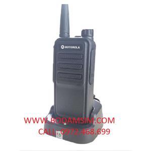 Máy bộ đàm Motorola CP-688