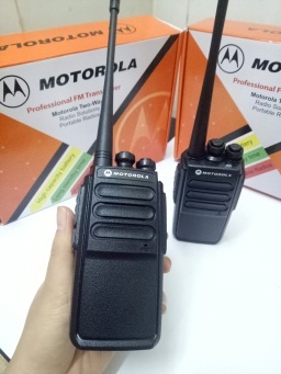 Máy bộ đàm Motorola CP820