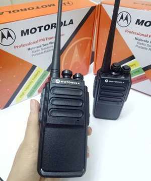 Máy bộ đàm Motorola CP820
