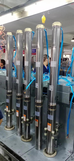 Máy bơm hỏa tiễn 4 inch Veratti 4SDM10/13-2.2 3 HP